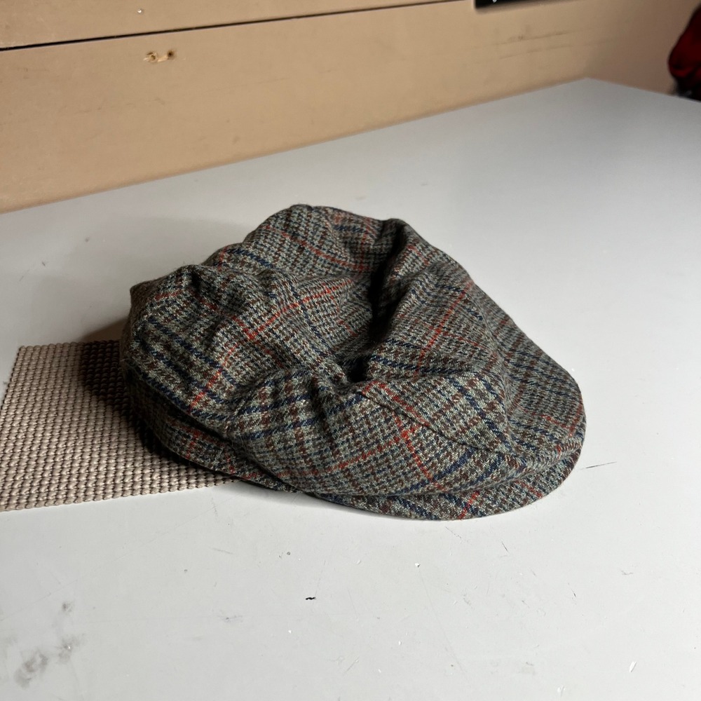 True Religion Mens Plaid Flat Cap Ivy Driving Hat Brown Blue Red Horseshoe Logo